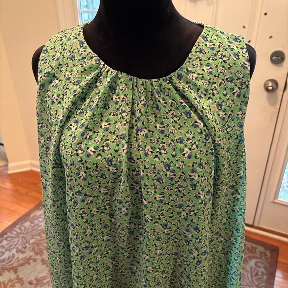 New Vince Camuto Green Patterned Sleeveless Blouse 2X - Picture 1 of 12